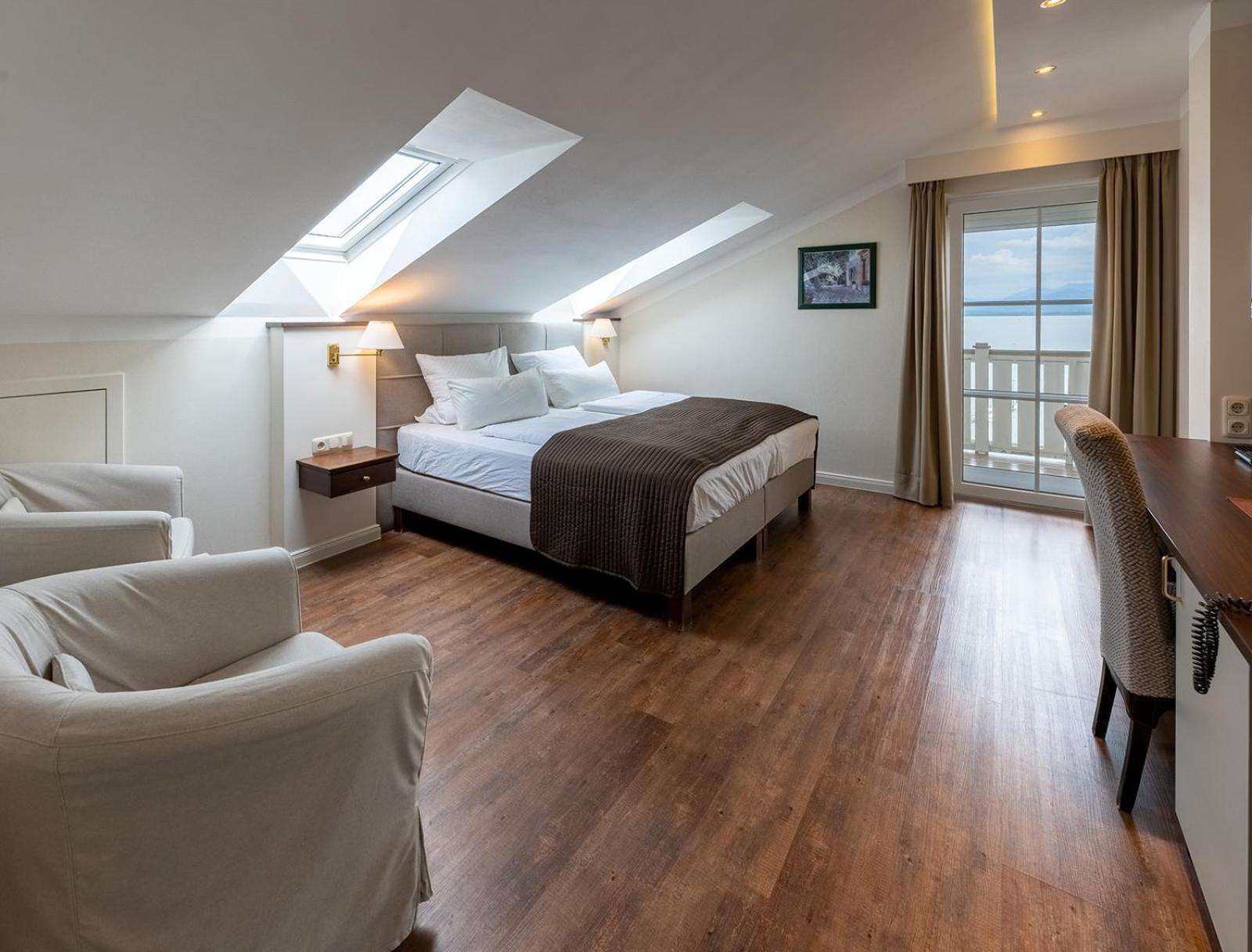 Chiemseestern Vacation & Recreation "Adults Only" Gstadt am Chiemsee Phòng bức ảnh